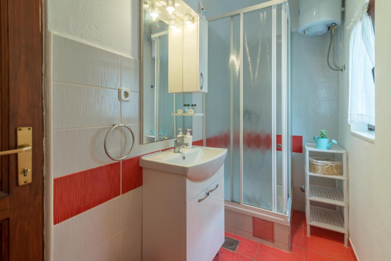Apartments Bepina Biograd Na Moru Bagian luar foto