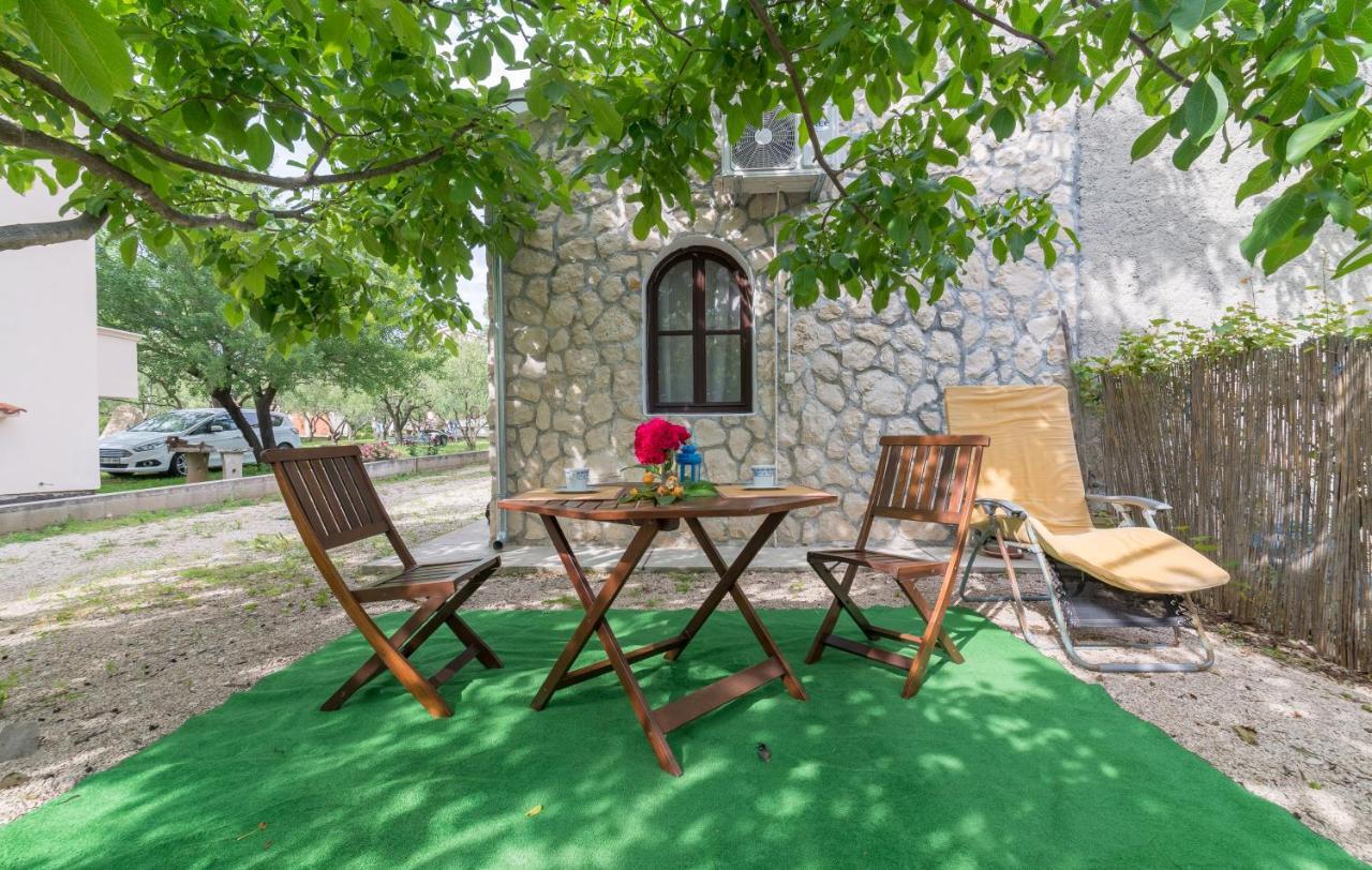 Apartments Bepina Biograd Na Moru Bagian luar foto