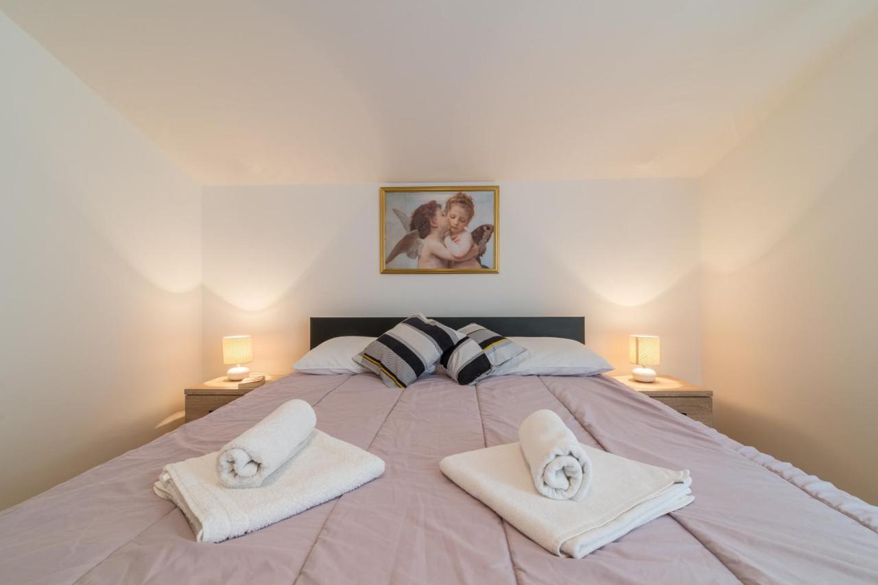 Apartments Bepina Biograd Na Moru Bagian luar foto