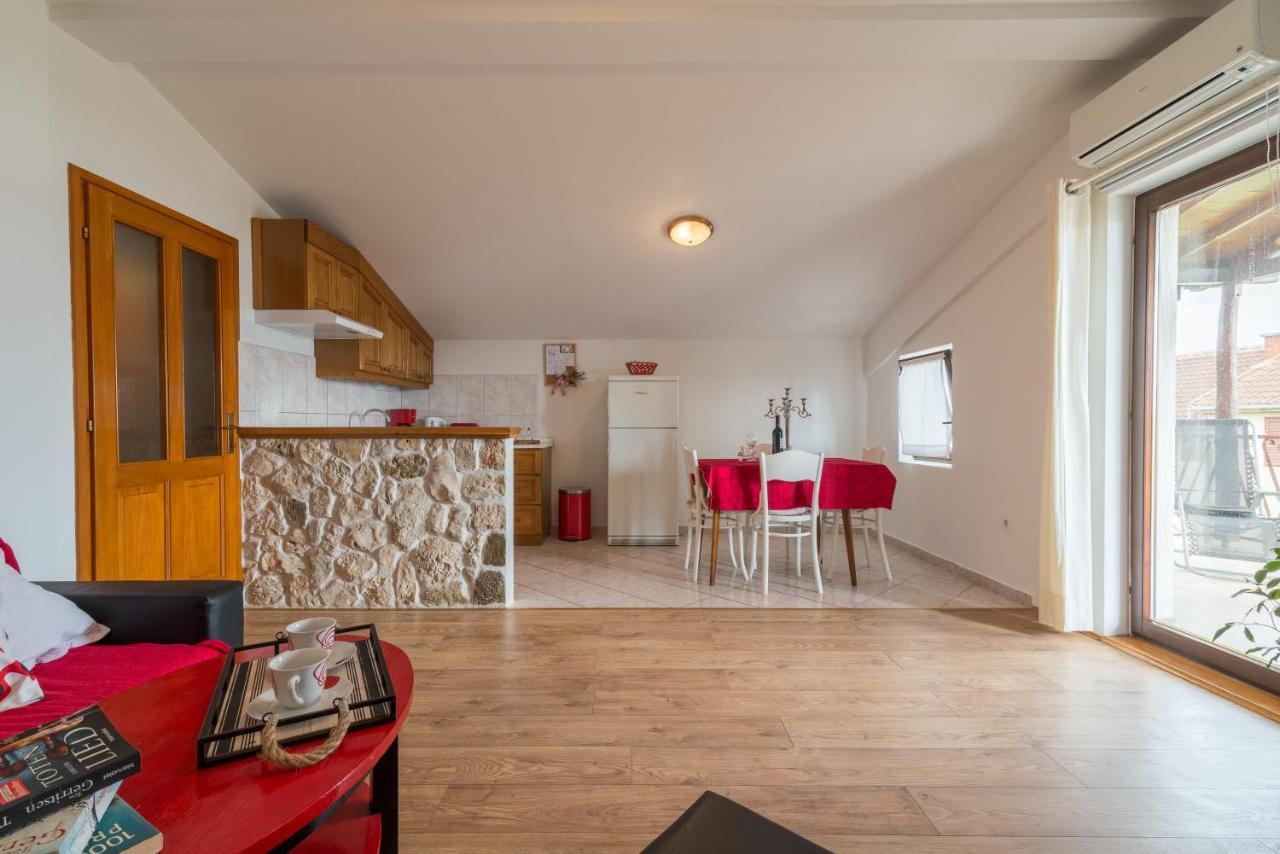 Apartments Bepina Biograd Na Moru Bagian luar foto